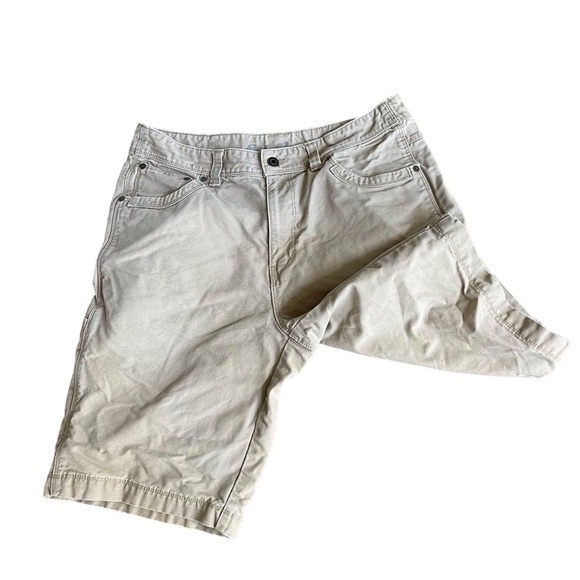 Eddie Bauer Specially Dry Khaki Cargo Short Size: 33 - Picture 3 of 7